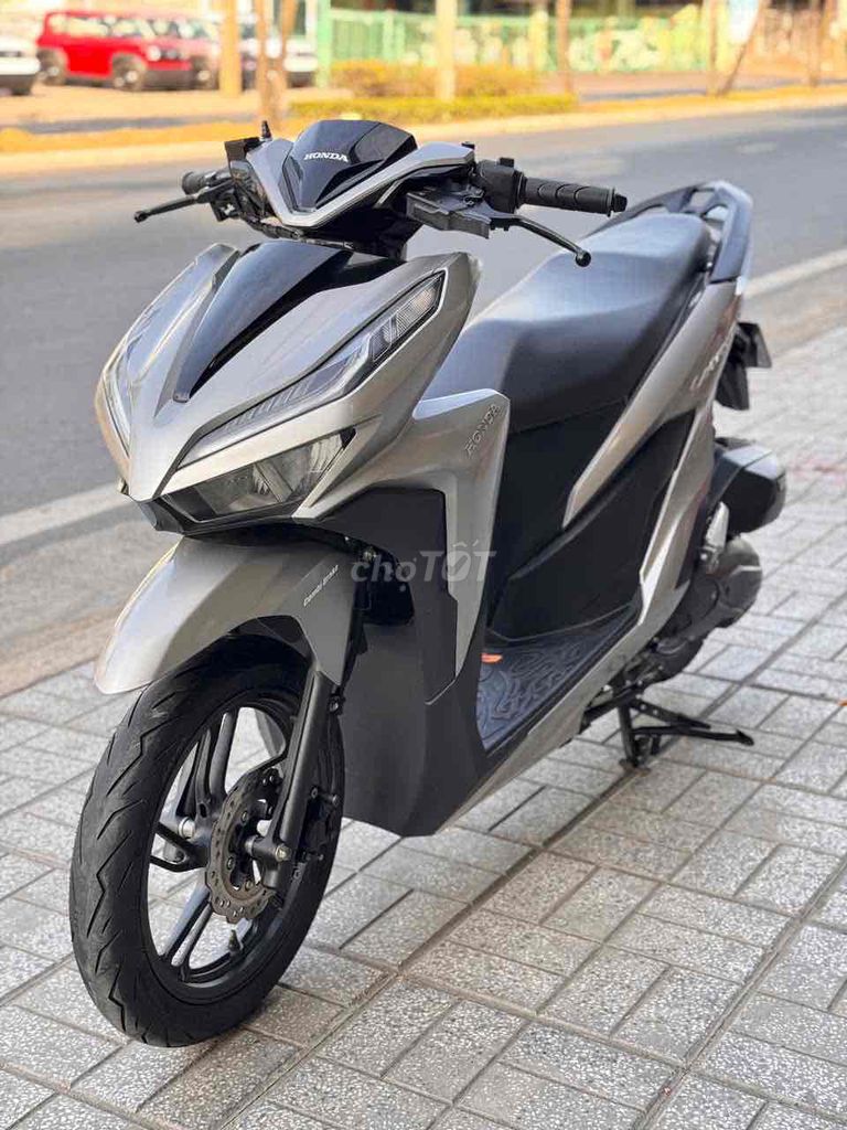 Vario 150 Bạc đen máy zin biển 67 Long Xuyên