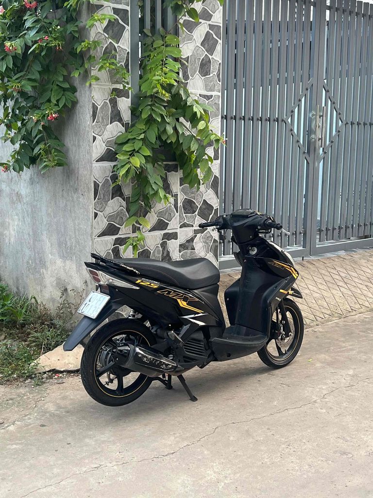 Yamaha Luvias Fi Đen vàng. Mua bán Xe máy tại Thành phố Biên Hòa Đồng Nai được đăng bởi Minh hình 5