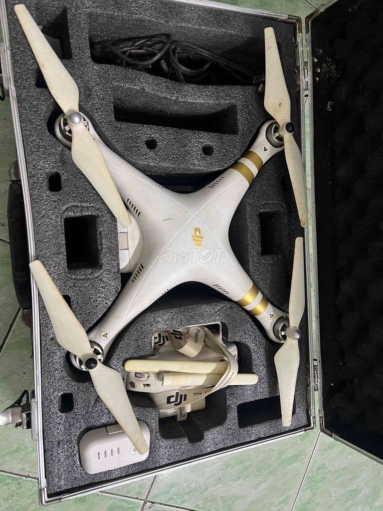 Flycam DJI Phantom 3 4K SE. Mua bán Máy ảnh, Máy quay tại Quận Gò Vấp Tp Hồ Chí Minh được đăng bởi Hải Đăng hình 1