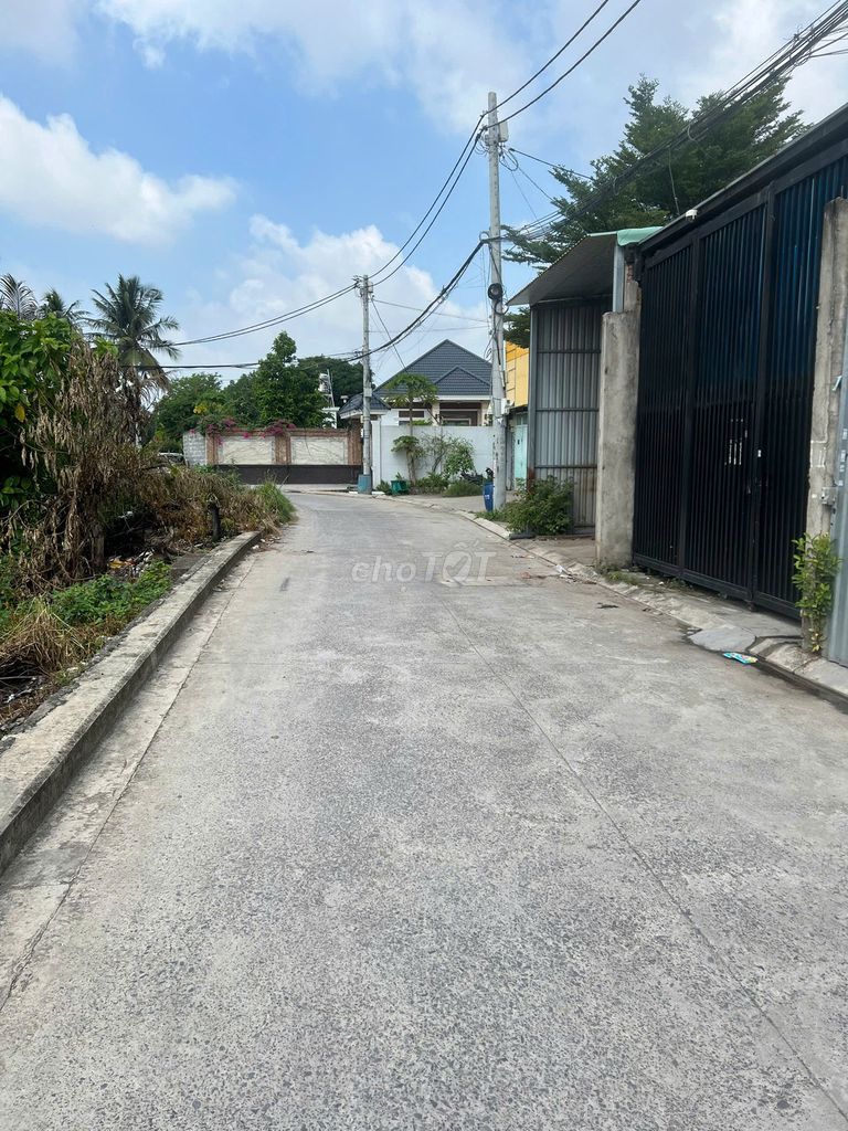 Bán nhanh nhà nở hậu 5x50M2 nở hậu 6,2M chính chủ sổ đầy đủ