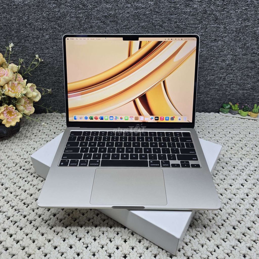 Macbook Air M2 13 inch 8GB / 256GB / Fullbox. Mua bán Laptop tại Thành phố Huế Thừa Thiên Huế được đăng bởi LÊ NGUYỄN LAPTOP  hình 1