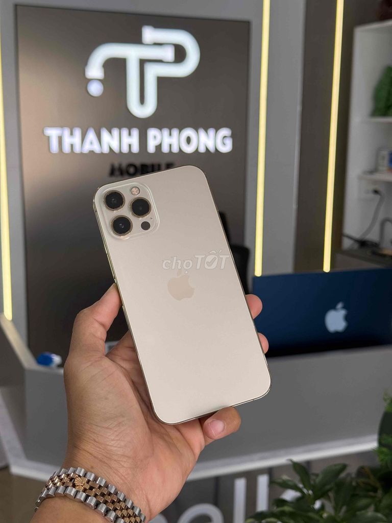 iPhone 12 Pro Max 256GB Vàng. Mua bán Điện thoại tại Thành phố Cà Mau Cà Mau được đăng bởi Thanh phong  hình 1