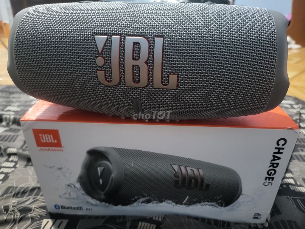 Loa Bluetooth JBL Charge 5 Xám. Mua bán Tivi, Âm thanh tại Huyện Xuyên Mộc Bà Rịa - Vũng Tàu được đăng bởi Thúc Trần hình 1