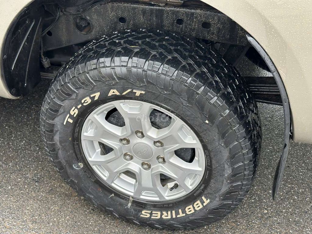 Ford Ranger XLS 2.2AT 4x2 sx2016 BH 6 tháng xe đẹp. Mua bán Ô tô tại Quận Hà Đông Hà Nội được đăng bởi Hà Đông Car hình 10