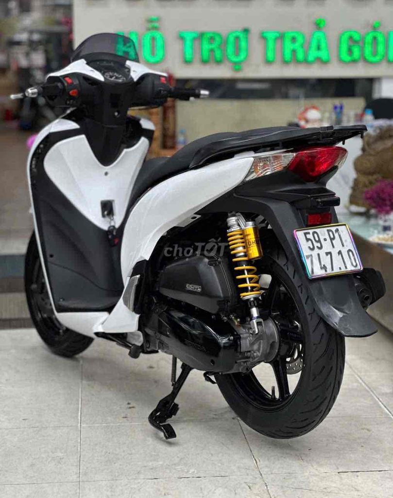 #sh Việt Nam! 125 lên áo ý khoá smk chính chủ. Mua bán Xe máy tại Thành phố Thủ Đức Tp Hồ Chí Minh được đăng bởi ÔTÔ XE MÁY THÁI HOÀ  hình 3