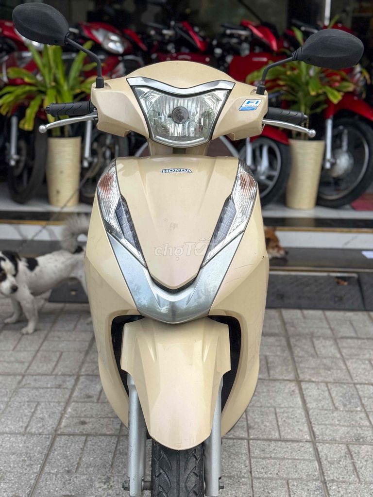 🌈 LEAD VÀNG Fi HSCT XE ĐẸP MÀU ĐẸP MÁY ZIN💥CÓ GÓP💥. Mua bán Xe máy tại Thành phố Sóc Trăng Sóc Trăng được đăng bởi Mạnh Huỳnh hình 1