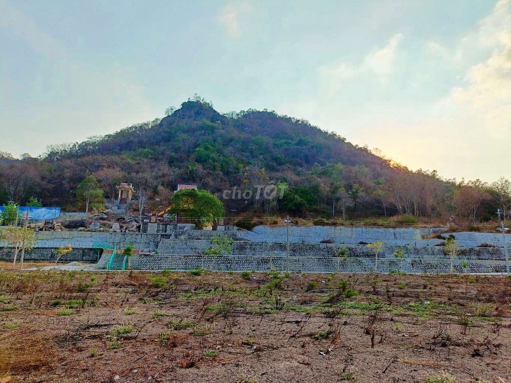 Bán đất đối diện khu du lịch Núi Két- Tịnh Biên-An Giang...sổ sẵn