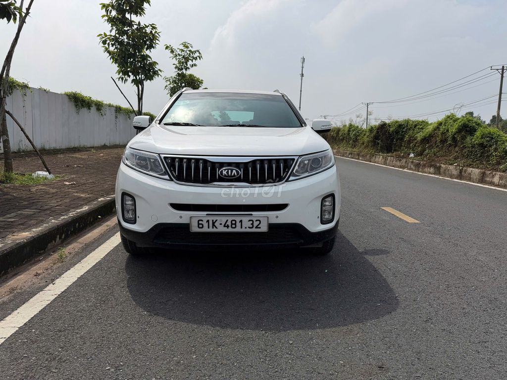 Kia Sorento 2019 Trắng 7 chỗ GAT. Mua bán Ô tô tại Quận 12 Tp Hồ Chí Minh được đăng bởi Duy Q12 hình 1