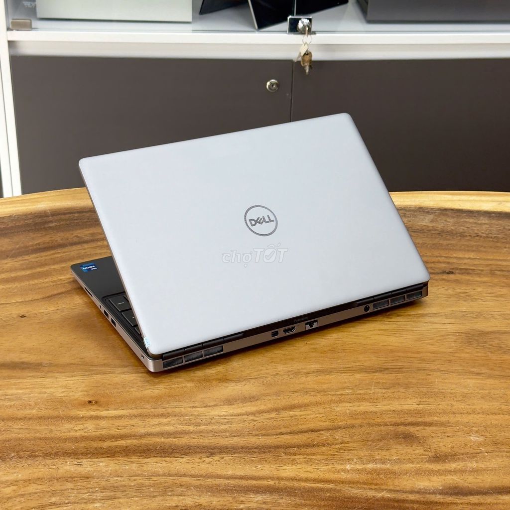DELL PRECISION 7560. XEON W 11955M- 32G-VGA RTX 8G. Mua bán Laptop tại Thành phố Thủ Dầu Một Bình Dương được đăng bởi Hùng hình 1