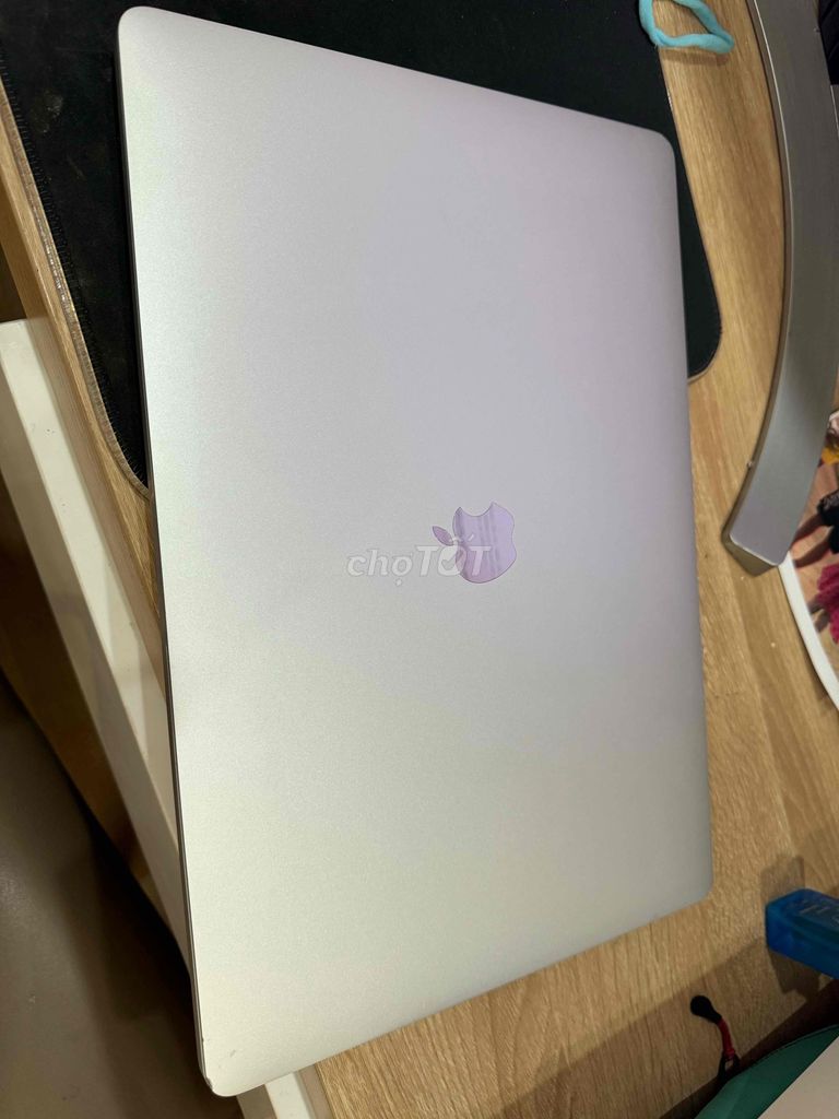 MacBook Pro 16’’ 2019 i9 Ram16GBSSD 1TB(VGA 5500M)