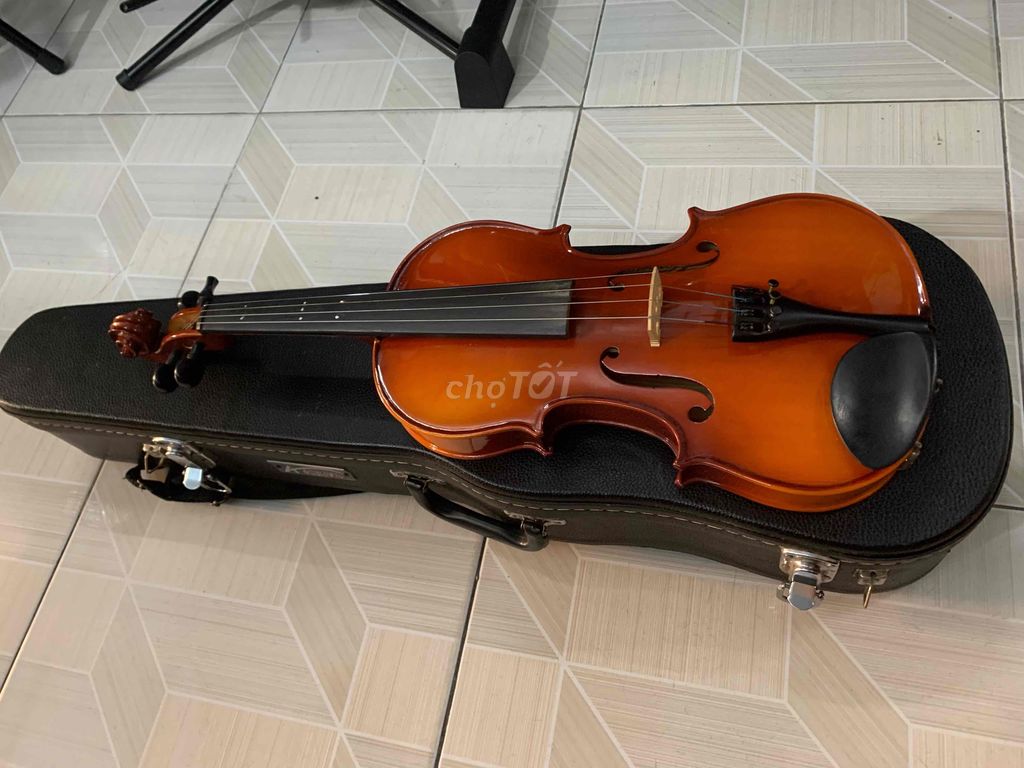 Đàn Violin Suzuki FS 10 như mới 99%