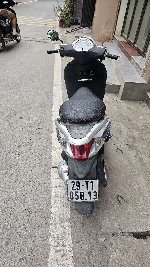 Bán Xe Liberty125 ie phun xăng điện tử  biển HN. Mua bán Xe máy tại Huyện Hoài Đức Hà Nội được đăng bởi Duy Nguyễn hình 3