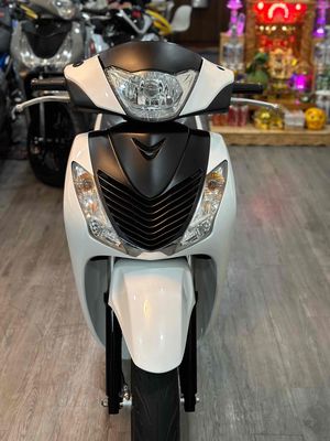 Sh 125 nhập ý 3 cục đời 2011 máy êm ru bà rù. Mua bán Xe máy tại Quận Thanh Khê Đà Nẵng được đăng bởi Nguyễn Hải