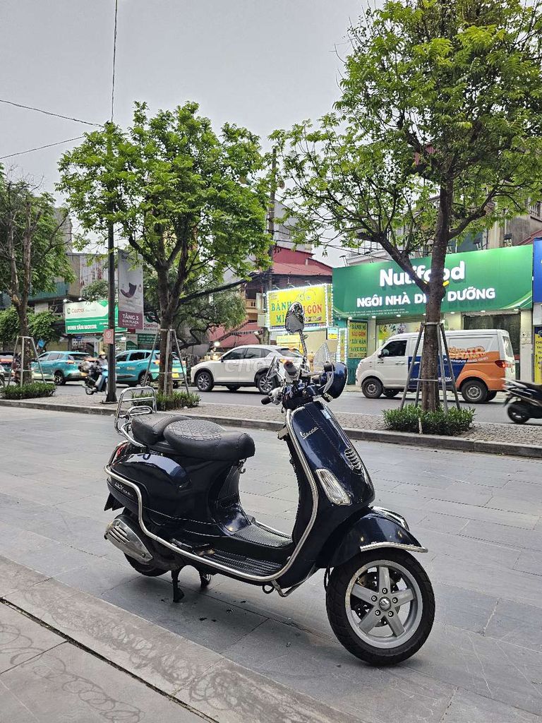 Vespa LXV 125 3v biển đẹp. Mua bán Xe máy tại Quận Ba Đình Hà Nội được đăng bởi Việt hình 5