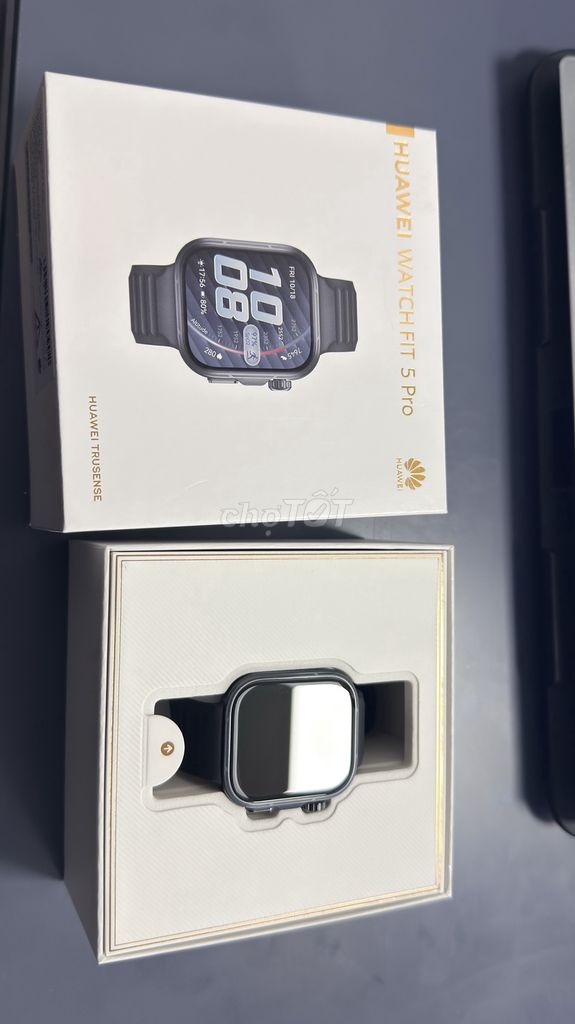 Huawei Watch Fit 5 Pro Đen. Mua bán Thiết bị đeo thông minh tại Quận Tây Hồ Hà Nội được đăng bởi Hùng hình 1