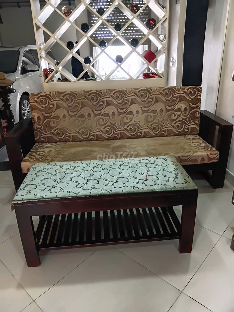 Bộ bàn ghế sofa Gỗ Nâu. Mua bán Bàn ghế tại Huyện Bình Chánh Tp Hồ Chí Minh được đăng bởi Trang Dai hình 1