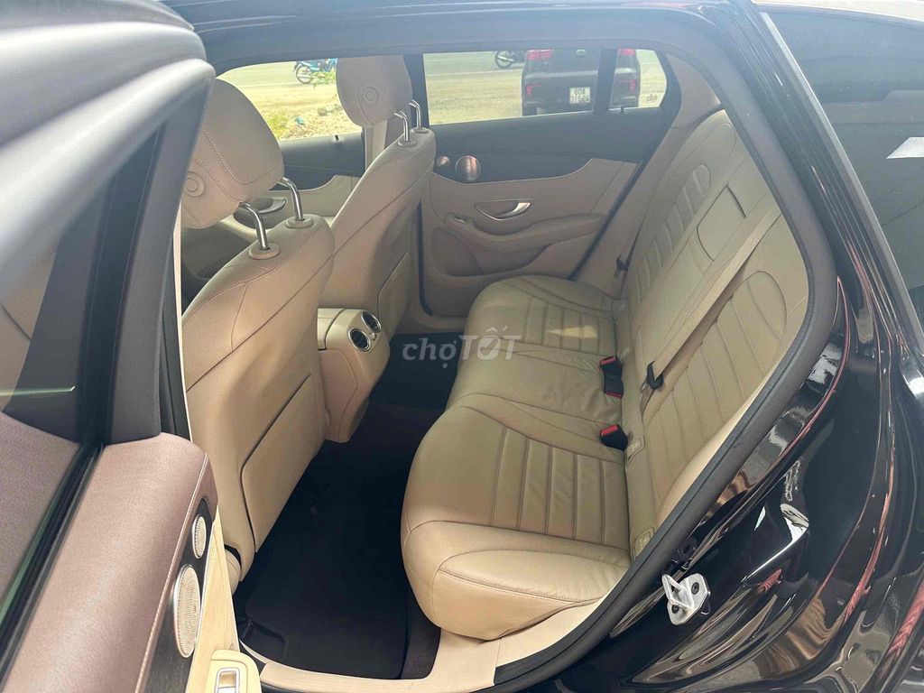 🔴 Mercedes Benz GLC 2021 300 4MATIC - 29kp km. Mua bán Ô tô tại Thành phố Thủ Dầu Một Bình Dương được đăng bởi Tuấn carhouse hình 8