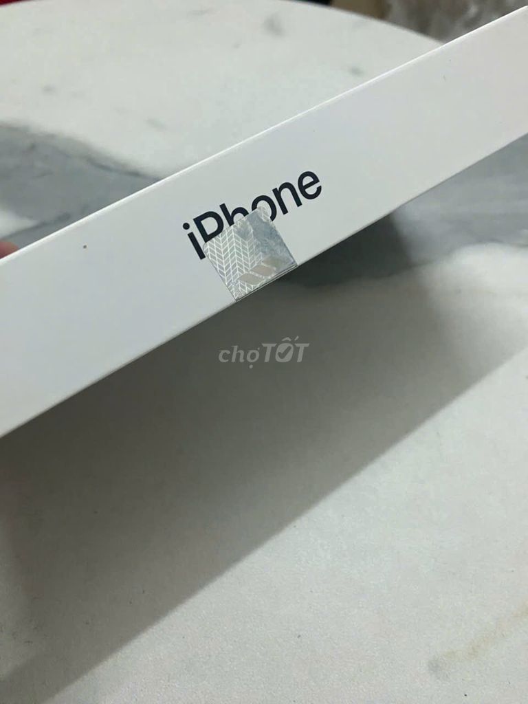 Apple iPhone 13 128GB Mới 100%. Mua bán Điện thoại tại Quận Cầu Giấy Hà Nội được đăng bởi Tùng Nguyễn Thanh hình 1