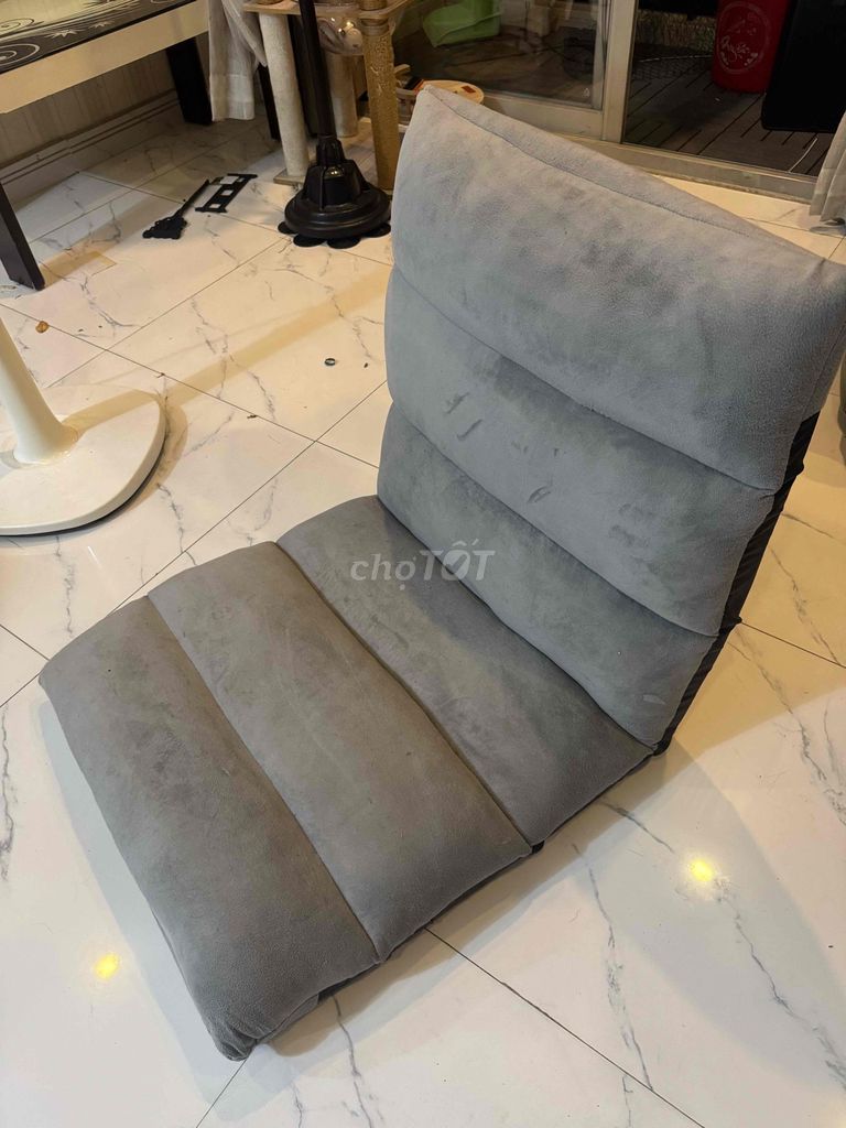 Ghế ngồi bệt đệm tựa lưng điều chỉnh. Mua bán Bàn ghế tại Thành phố Thủ Đức Tp Hồ Chí Minh được đăng bởi Tran Thien Quang hình 1