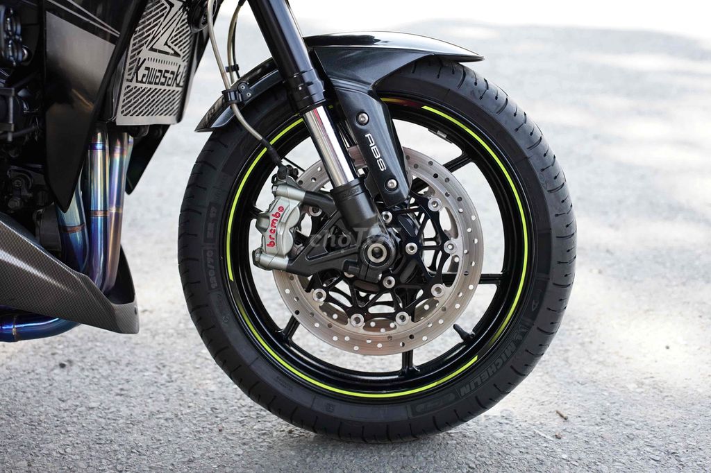 ☣️🆔 KAWASAKI Z1000R 2017 ,CỔ TITAN VÀ ĐÈN TRỢ SANG. Mua bán Xe máy tại Thành phố Thủ Đức Tp Hồ Chí Minh được đăng bởi Thi Moto Thủ Đức hình 9