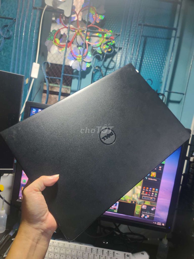 Dell Vostr***0U 8GB Like New. Mua bán Laptop tại Thành phố Vũng Tàu Bà Rịa - Vũng Tàu được đăng bởi Nguyễn Lộc hình 1
