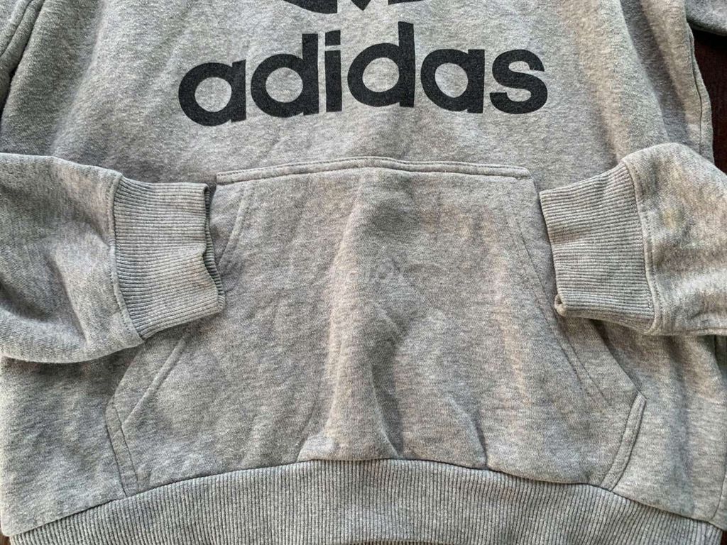 Áo khoác Adidas thun chính hãng Mỹ USA,
Size M. Mua bán Quần áo tại Quận 3 Tp Hồ Chí Minh được đăng bởi NL SI TUYỂN  SECOND SHOP hình 3