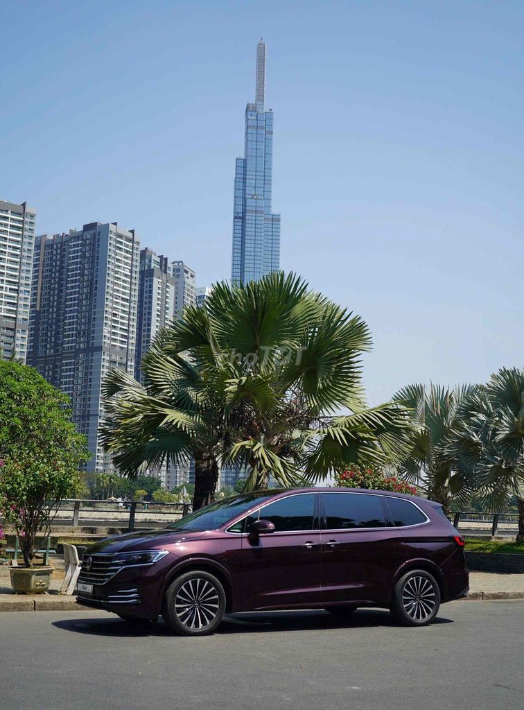 Volkswagen Viloran 2024 Đỏ Ruby Giá Tốt Giao Ngay. Mua bán Ô tô tại Quận 3 Tp Hồ Chí Minh được đăng bởi Hưng Messi Bán Xe Đức hình 4