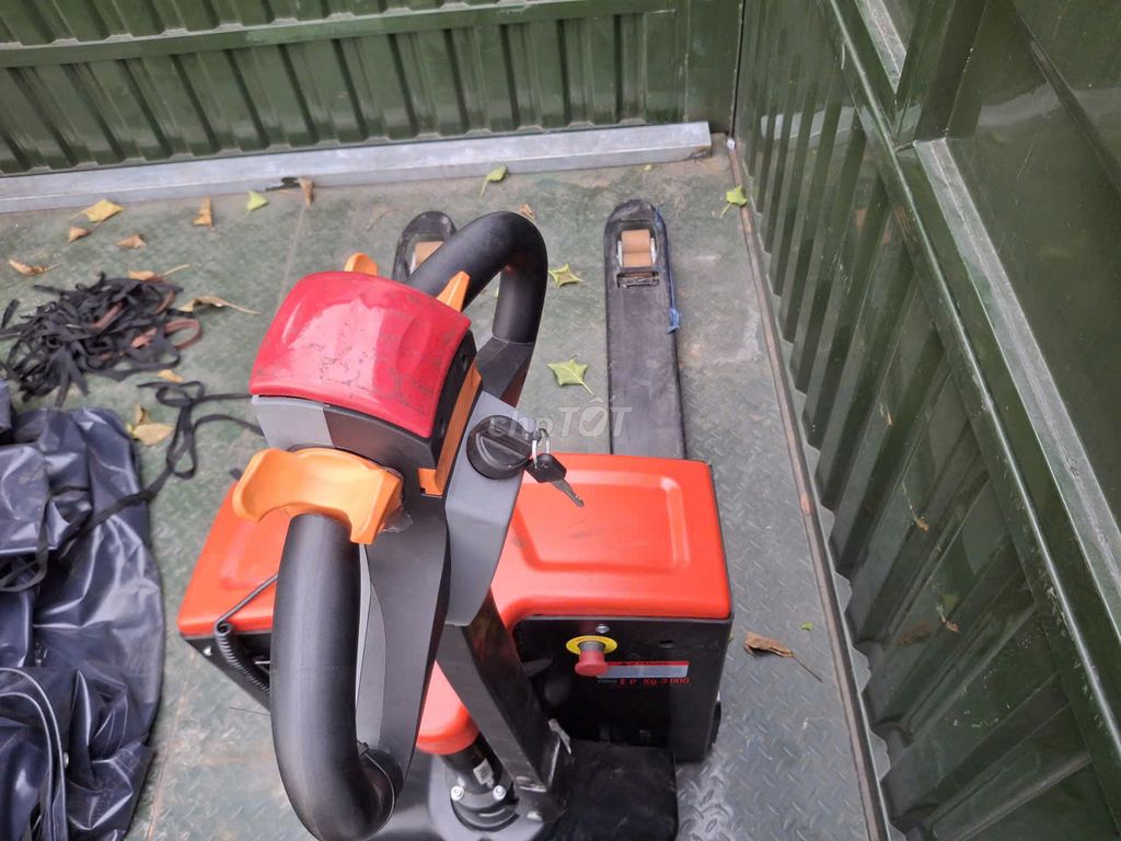 xe nâng điện 3 tấn mới mua dùng 1 lần. Mua bán Phương tiện khác tại Quận 1 Tp Hồ Chí Minh được đăng bởi bảo hình 2