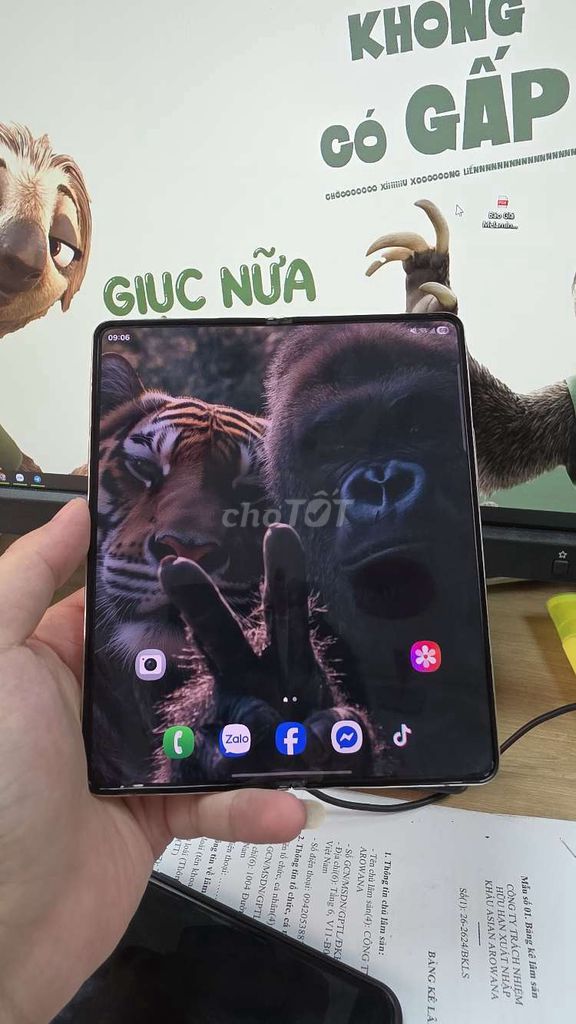 Samsung Z Fold 4 Đã sử dụng. Mua bán Điện thoại tại Quận Hoàng Mai Hà Nội được đăng bởi Tú Nguyễn hình 1