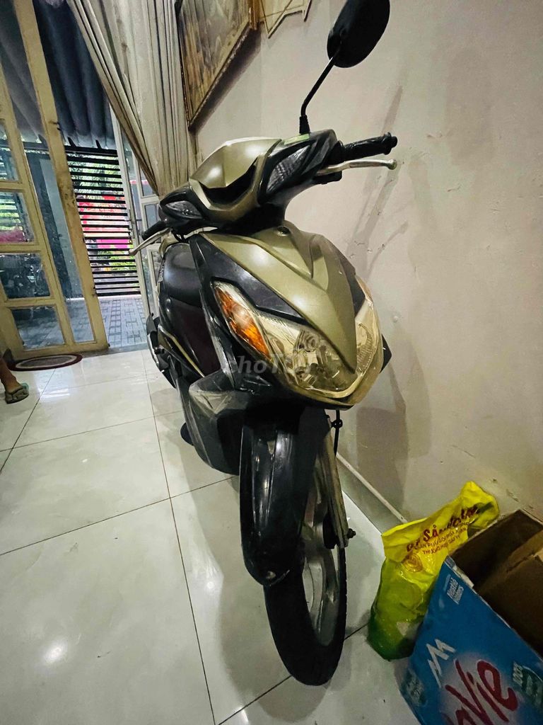 GÒ VẤP BÁN LUVIAS 2012. Mua bán Xe máy tại Quận Gò Vấp Tp Hồ Chí Minh được đăng bởi Trần Quốc Bảo hình 2