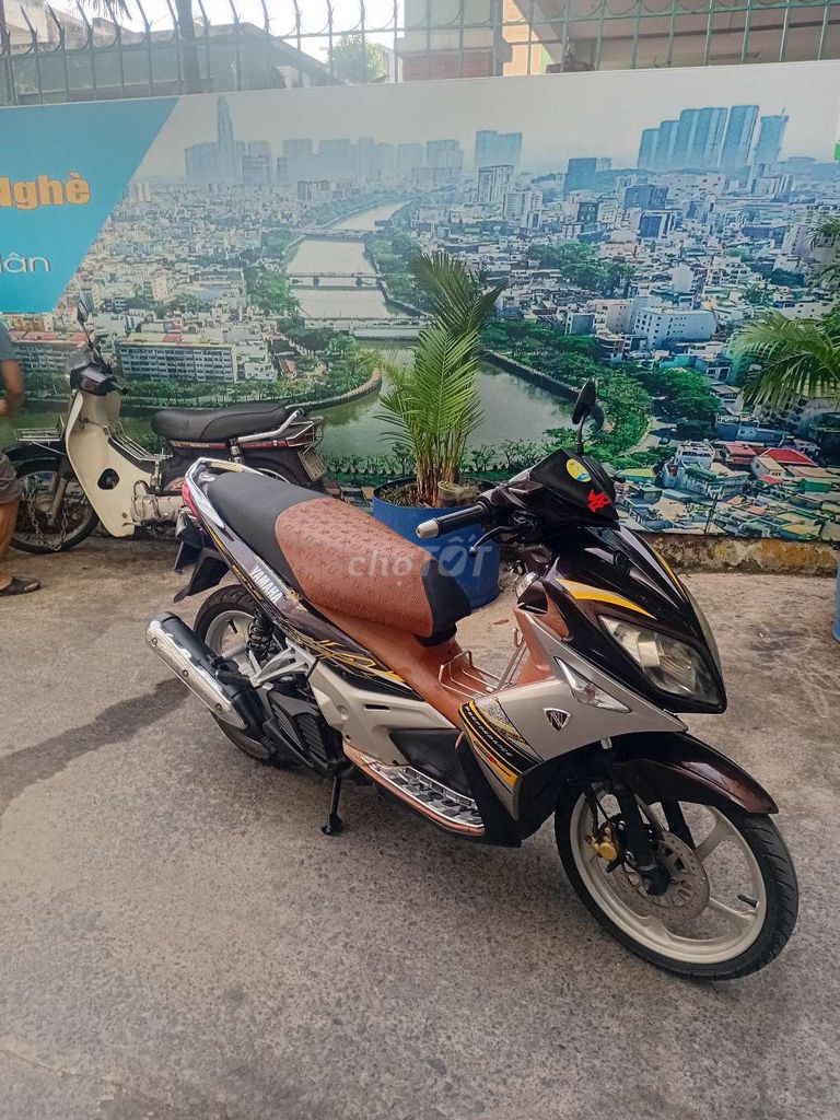 Novou 4.Đời 2011 ze đẹp máy mạnh và êm bstp. Mua bán Xe máy tại Quận 3 Tp Hồ Chí Minh được đăng bởi Lữ Trung Hùng hình 7