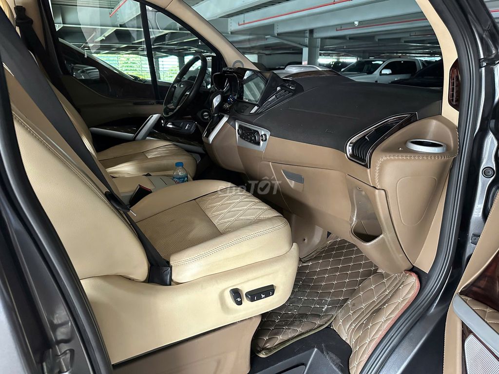 Ford Tourneo Limousine 2020 bảo hành 2026, vay 75%. Mua bán Ô tô tại Quận Tân Phú Tp Hồ Chí Minh được đăng bởi Đức hình 8