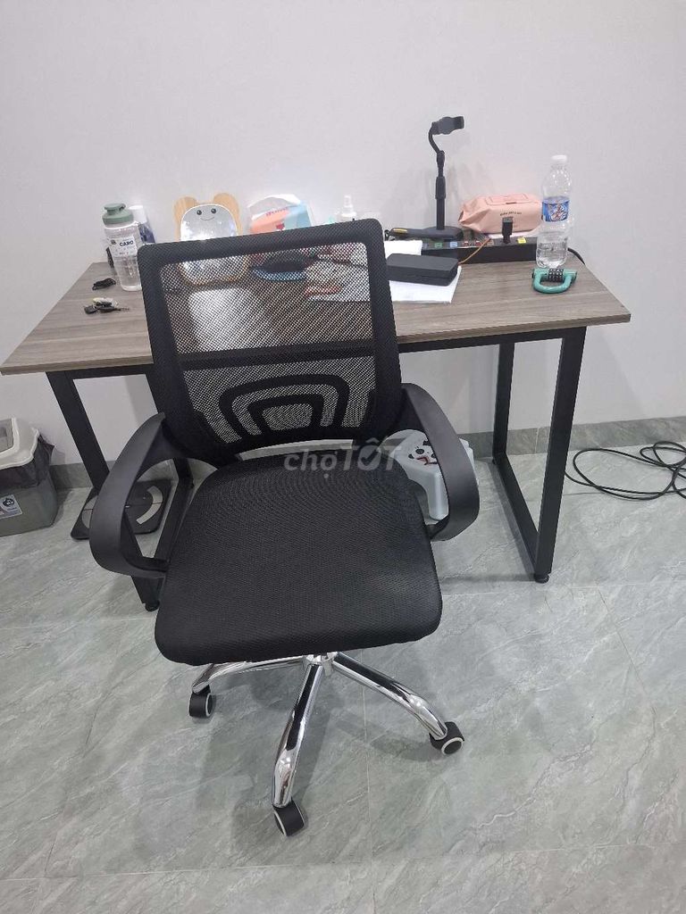 về quê nên thanh lý bàn + ghế mới sử dụng. Mua bán Bàn ghế tại Huyện An Dương Hải Phòng được đăng bởi Pham Quynh Nhu Le hình 1