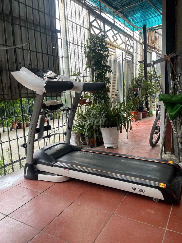 Máy chạy bộ BK6000 160kg nâng dốc tự động. Mua bán Đồ thể thao, Dã ngoại tại Quận Hoàng Mai Hà Nội được đăng bởi nguyễn thanh trà hình 1