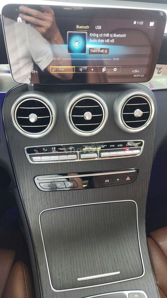 Gia đình bán GLC300 sx 2022 Tên công ty. Mua bán Ô tô tại Quận 4 Tp Hồ Chí Minh được đăng bởi tuấn hình 8