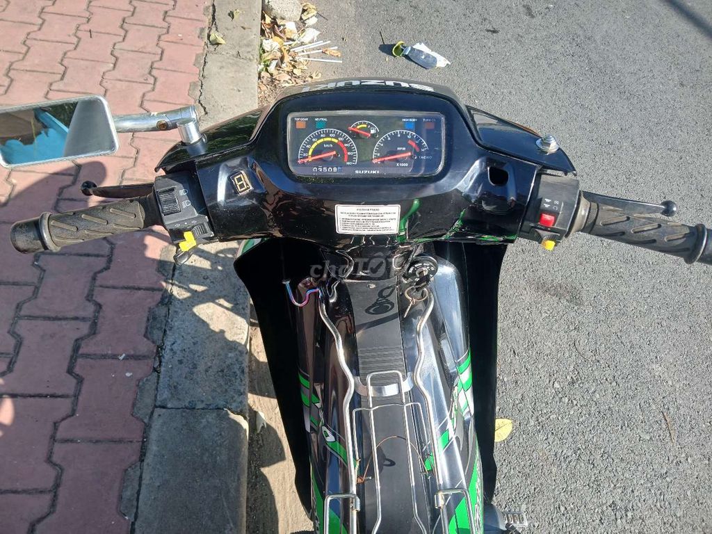 Xe đẹp máy êm  xipo 2000. Mua bán Xe máy tại Huyện Trà Ôn Vĩnh Long được đăng bởi Huỳnh Bằng hình 1