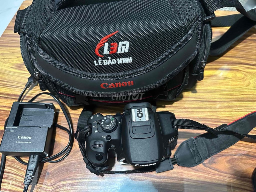 Canon EOS 700D, đủ phụ kiện (lens, túi, dây, sạc). Mua bán Máy ảnh, Máy quay tại Quận 10 Tp Hồ Chí Minh được đăng bởi Hồ Khang hình 1