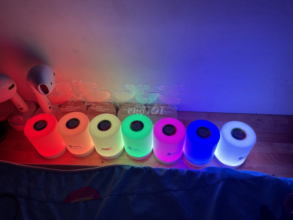 Đèn ngủ cảm ứng trang trí treo sạc. Mua bán Đèn tại Quận 7 Tp Hồ Chí Minh được đăng bởi Trọng Nguyễn hình 1