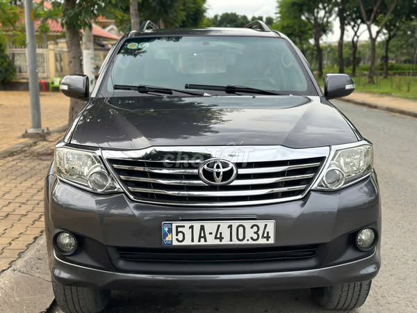 Fotuner V fom2013 sx2012 biển SG. Mua bán Ô tô tại Huyện Hóc Môn Tp Hồ Chí Minh được đăng bởi Trương Van Khanh hình 1