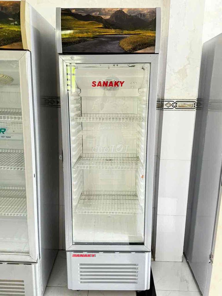 🔥🔥 TỦ MÁT SANAKY 300l  mới 90%. zin 100% ms1