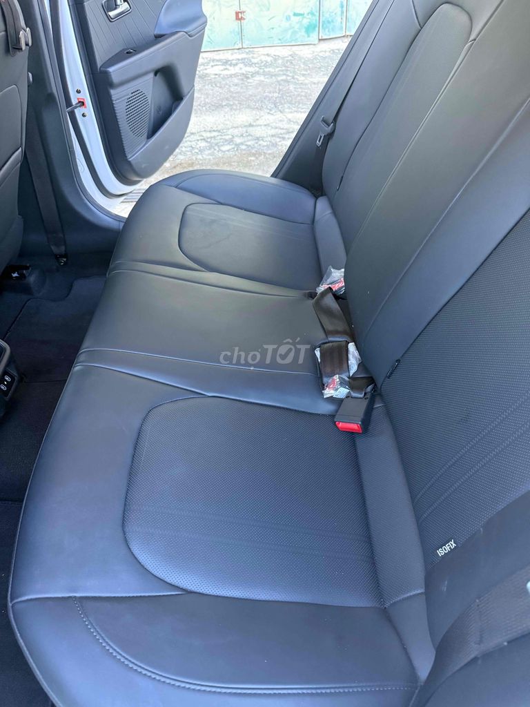 Hyundai Accent cuối 2024 1.5 AT Đặc biệt - 7449 km. Mua bán Ô tô tại Huyện Hàm Tân Bình Thuận được đăng bởi Trà  hình 10