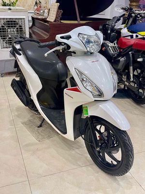 XE MÁY 68 - Honda Vision Đặc Biệt 2020 Trắng Sport. Mua bán Xe máy tại Quận Hai Bà Trưng Hà Nội được đăng bởi Đức Anh