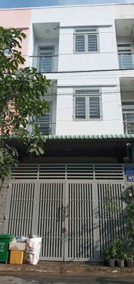 BÁN CĂN NHÀ 3 TẦNG KIÊN CỐ HXH DD836 P PHÚ HỮU QUẬN 9 SỔ HỒNG