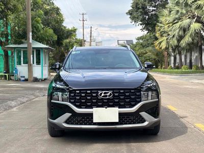 Hyundai Santa Fe 2023 Tiêu chuẩn 2.2L - 19000 km. Mua bán Ô tô tại Thành phố Thủ Đức Tp Hồ Chí Minh được đăng bởi triết