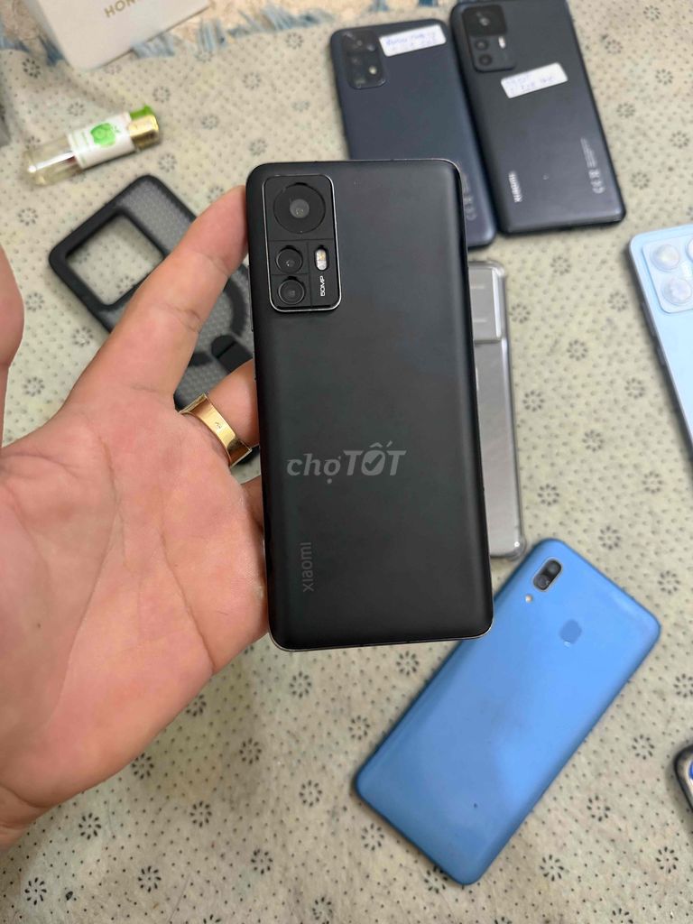 Xiaomi 12 256GB Đen đã thay lưng màn zin bao xài. Mua bán Điện thoại tại Quận Tân Bình Tp Hồ Chí Minh được đăng bởi Nguyễn Thắng Mobile hình 1