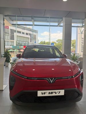 Xe điện VinFast VF MPV 7 Đỏ