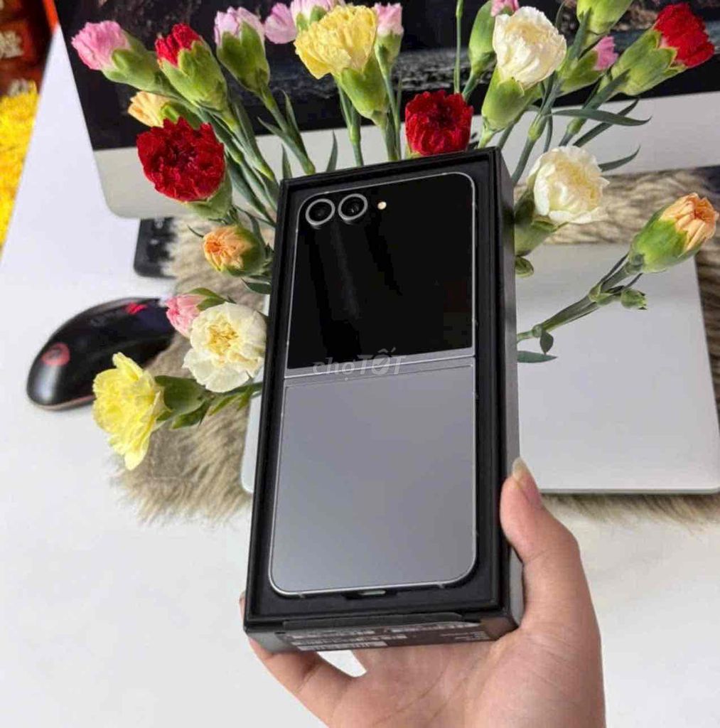 samsung galaxy zflip 6 titan ram8/256gb cty 2 sim. Mua bán Điện thoại tại Quận 3 Tp Hồ Chí Minh được đăng bởi Nam Á Mobile hình 1