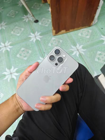 Apple iPhone 15 Pro Max 256GB Bạc. Mua bán Điện thoại tại Quận 1 Tp Hồ Chí Minh được đăng bởi Hội Đồ Điện Tử hình 1