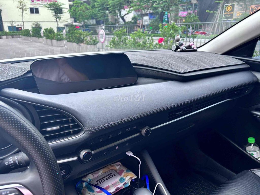 Mazda 3 2024 1.5L Deluxe - 7600 km. Mua bán Ô tô tại Quận Cầu Giấy Hà Nội được đăng bởi Phạm Minh Hiệp hình 4