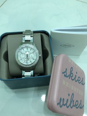 Đồng hồ Fossil Nữ ES 28601 251906. Mua bán Đồng hồ tại Quận Bình Thạnh Tp Hồ Chí Minh được đăng bởi Nguyễn Ngọc 
